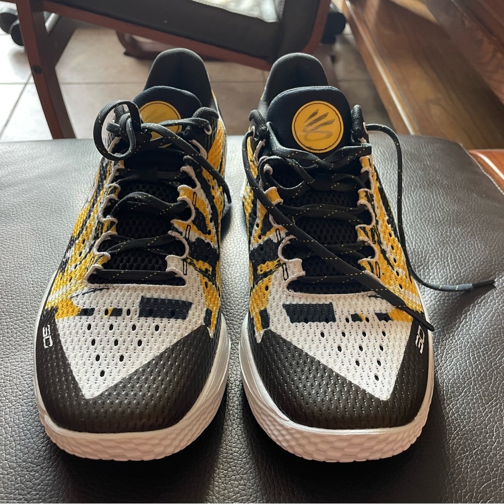 UA Steph Curry’s